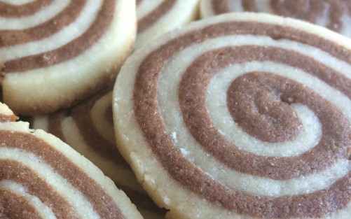 Chocolate Vanilla Pinwheel Cookies with tips for forming @ quirkyandwonderful.wordpress.com